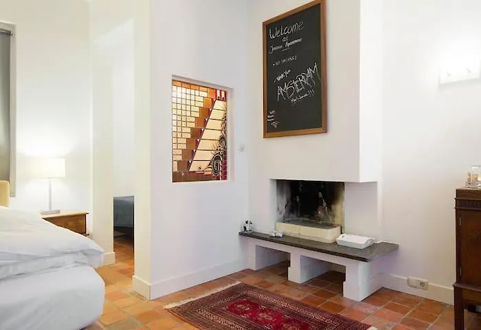 Ground Floor Jordaan Apartment